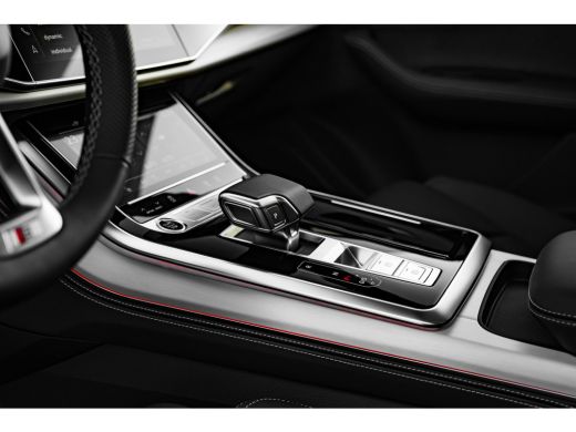 Audi Q7 Pro Line S 55 TFSI e quattro 394 pk | Achterbank plus | Achterlichten in LED-techniek | Adaptive ... ActivLease financial lease