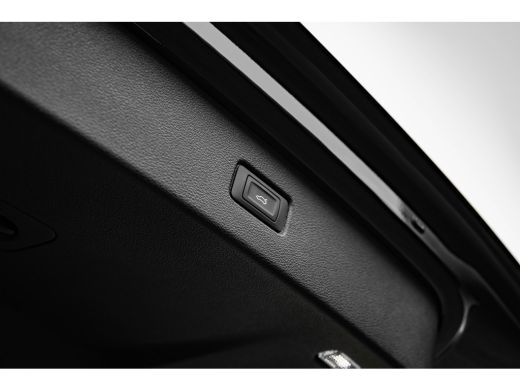 Audi Q7 Pro Line S 55 TFSI e quattro 394 pk | Achterbank plus | Achterlichten in LED-techniek | Adaptive ... ActivLease financial lease