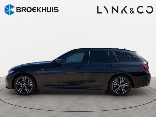BMW 3 Serie Touring 330e M-Sport Volleder | SoH 94% | 360 camera | Panoramadak | Cruise control adaptief | Ve... ActivLease financial lease