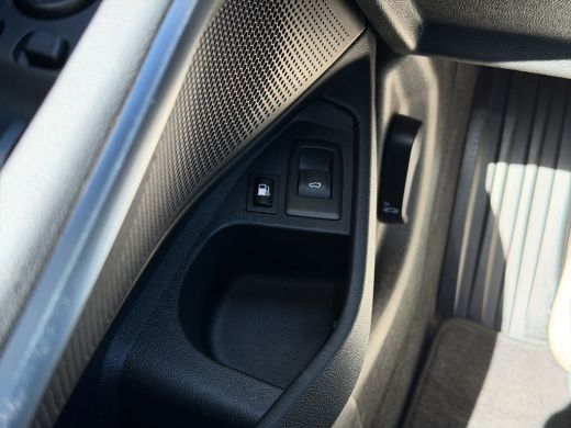 BMW 3 Serie Touring 330e M-Sport Volleder | SoH 94% | 360 camera | Panoramadak | Cruise control adaptief | Ve... ActivLease financial lease