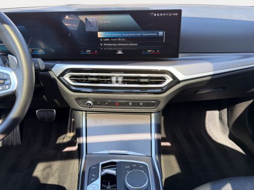 BMW 3 Serie Touring 330e M-Sport Volleder | SoH 94% | 360 camera | Panoramadak | Cruise control adaptief | Ve... ActivLease financial lease