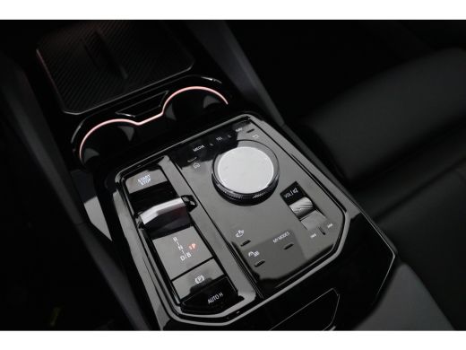 BMW i5 eDrive40 84kWh | Bowers&Wilkins | SOH 95% | Leder | Comfort Zetels | LED | Clima | Sfeerverlichti... ActivLease financial lease