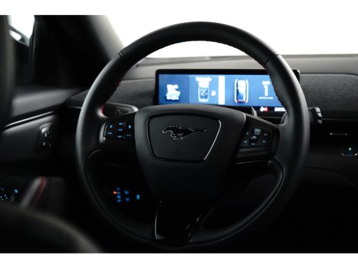 Ford Mustang Mach-E Mach-E Extended RWD 98 kWh | SOH 97% | Panoramadak | Premium Audio | E;letrische stoelen en achte... ActivLease financial lease