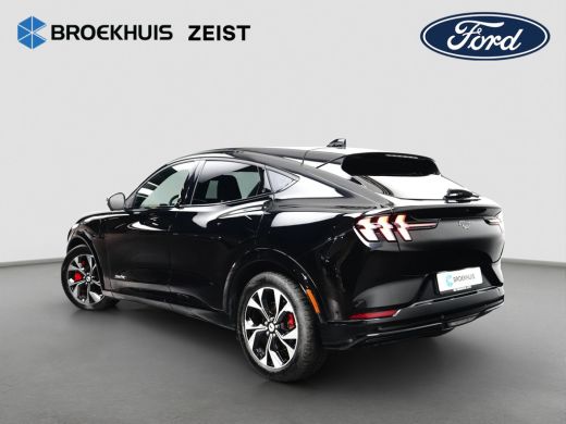 Ford Mustang Mach-E Mach-E Extended RWD 98 kWh | SOH 97% | Panoramadak | Premium Audio | E;letrische stoelen en achte... ActivLease financial lease