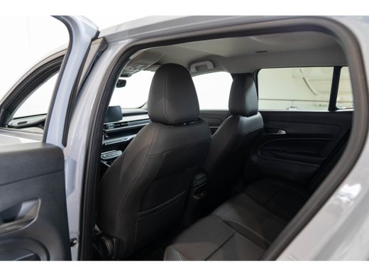 Jeep Avenger 1.2 e-Hybrid Altitude | Tot 8 Jaar Garantie | Navigatie | Camera | Climate Controle | Apple Carpl... ActivLease financial lease