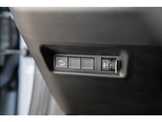 Jeep Avenger 1.2 e-Hybrid Altitude | Tot 8 Jaar Garantie | Navigatie | Camera | Climate Controle | Apple Carpl... ActivLease financial lease