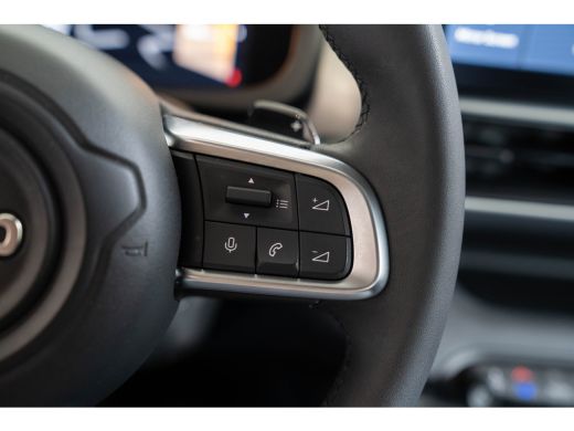 Jeep Avenger 1.2 e-Hybrid Altitude | Tot 8 Jaar Garantie | Navigatie | Camera | Climate Controle | Apple Carpl... ActivLease financial lease
