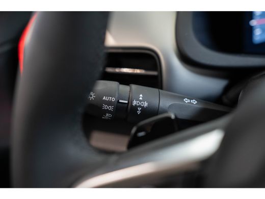 Jeep Avenger 1.2 e-Hybrid Altitude | Tot 8 Jaar Garantie | Navigatie | Camera | Climate Controle | Apple Carpl... ActivLease financial lease