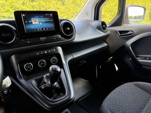 Mercedes-Benz Citan 108 CDI / L1H1 / 1e EIG. / CAMERA / AIRCO / CRUISE / CARPLAY / ZEER NETJES! ActivLease financial lease
