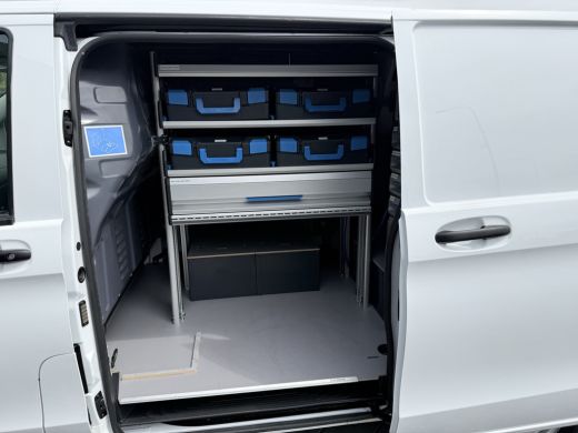 Mercedes-Benz Vito 110 CDI / L2H1 / 1e EIG. / UNIEKE SORTIMO INRICHTING / 2x SCHUIFDEUR / **9.446 KM** / 3-ZITS ActivLease financial lease