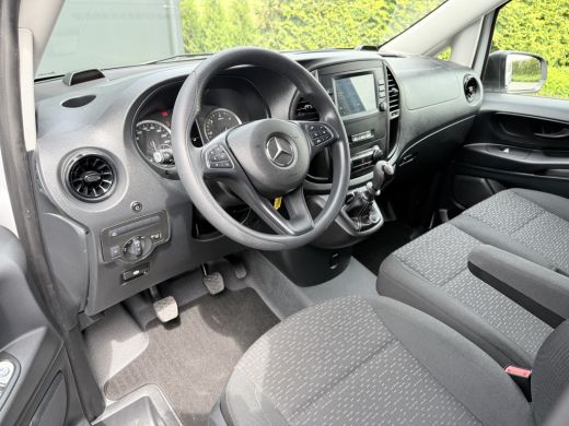 Mercedes-Benz Vito 110 CDI / L2H1 / 1e EIG. / UNIEKE SORTIMO INRICHTING / 2x SCHUIFDEUR / **9.446 KM** / 3-ZITS ActivLease financial lease