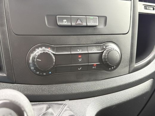 Mercedes-Benz Vito 110 CDI / L2H1 / 1e EIG. / UNIEKE SORTIMO INRICHTING / 2x SCHUIFDEUR / **9.446 KM** / 3-ZITS ActivLease financial lease