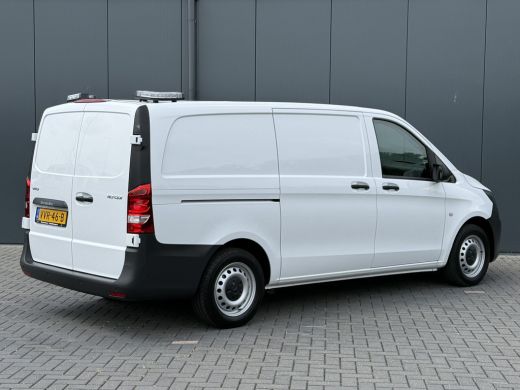 Mercedes-Benz Vito 110 CDI / L2H1 / 1e EIG. / UNIEKE SORTIMO INRICHTING / 2x SCHUIFDEUR / **9.446 KM** / 3-ZITS ActivLease financial lease