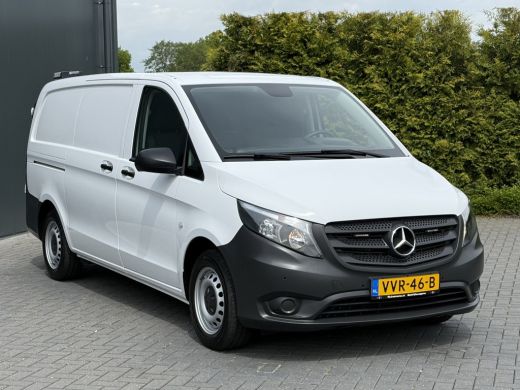 Mercedes-Benz Vito 110 CDI / L2H1 / 1e EIG. / UNIEKE SORTIMO INRICHTING / 2x SCHUIFDEUR / **9.446 KM** / 3-ZITS ActivLease financial lease