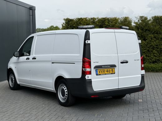 Mercedes-Benz Vito 110 CDI / L2H1 / 1e EIG. / UNIEKE SORTIMO INRICHTING / 2x SCHUIFDEUR / **9.446 KM** / 3-ZITS ActivLease financial lease