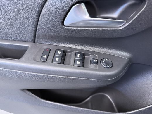 Opel Corsa 1.2 Elegance 100PK | Achteruitrijcamera | Apple Carplay/Android Auto|telefoonintegratie premium |... ActivLease financial lease