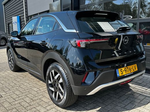 Opel Mokka-e Level 3 50 kWh | SOH 100%| 3-FASE| CAMERA + PARKEERSENSOREN| APPLE CARPLAY/ANDROID AUTO| KEYLESS ... ActivLease financial lease