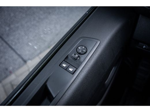 Opel Vivaro 2.0 CDTI L2H1 Innovation DODE HOEK SENSOR - 180PK AUTOMAAT - ADAP CRUISE ActivLease financial lease