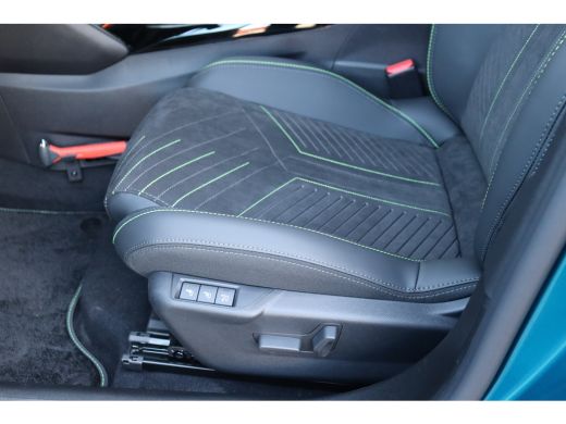 Peugeot 2008 1.2 Hybrid 145 GT Automaat ActivLease financial lease