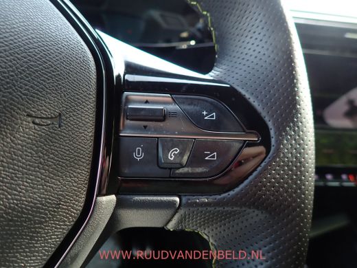 Peugeot 308 1.2 PureTech GT / CARPLAY / CAMERA / ACC / KEYLESS ActivLease financial lease