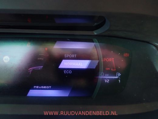 Peugeot 308 1.2 PureTech GT / CARPLAY / CAMERA / ACC / KEYLESS ActivLease financial lease