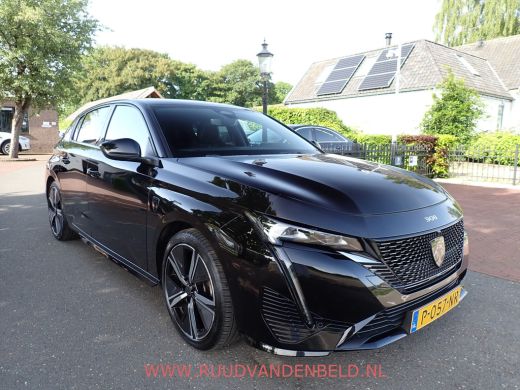 Peugeot 308 1.2 PureTech GT / CARPLAY / CAMERA / ACC / KEYLESS ActivLease financial lease