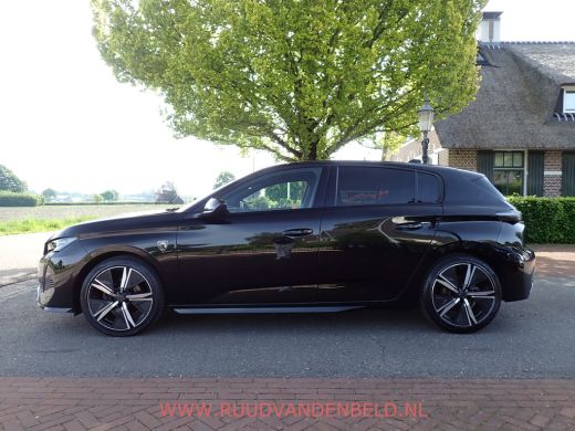 Peugeot 308 1.2 PureTech GT / CARPLAY / CAMERA / ACC / KEYLESS ActivLease financial lease