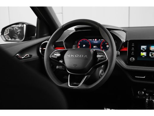 Skoda Fabia Monte Carlo | Achteruitrijcamera | Cruise control met speedlimiter | Driver Activity Assistant, v... ActivLease financial lease