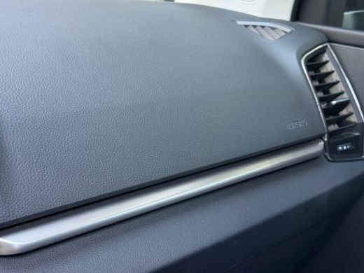Skoda Karoq 1.5 150pk TSI ACT Business Edition Panoramisch glazenschuif-/kanteldak | Parkeersensoren achter |... ActivLease financial lease