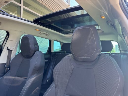 Skoda Karoq 1.5 150pk TSI ACT Business Edition Panoramisch glazenschuif-/kanteldak | Parkeersensoren achter |... ActivLease financial lease