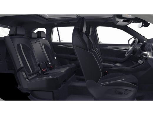 Skoda Kodiaq Sportline Business Inclusief &euro;4000,- inruilvoordeel | Achteruitrijcamera | Crew Protect Assist | ... ActivLease financial lease