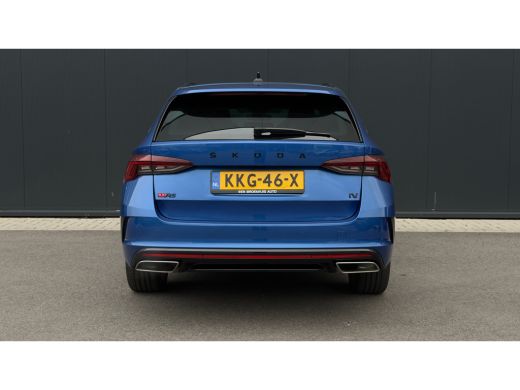 Skoda Octavia Combi 1.4 TSI iV 245pk RS | Head-Up | Stoelverwarming | Parkeerhulp V+A | Keyless | 18" ActivLease financial lease