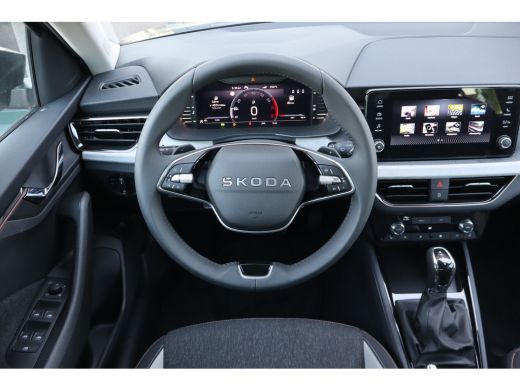 Skoda Scala Business Edition | Achteruitrijcamera | Chromen raamlijsten | Cruise control met speedlimiter ActivLease financial lease