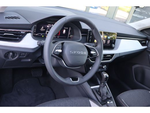Skoda Scala Business Edition | Achteruitrijcamera | Chromen raamlijsten | Cruise control met speedlimiter ActivLease financial lease