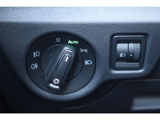 Skoda Scala Business Edition | Achteruitrijcamera | Chromen raamlijsten | Cruise control met speedlimiter ActivLease financial lease