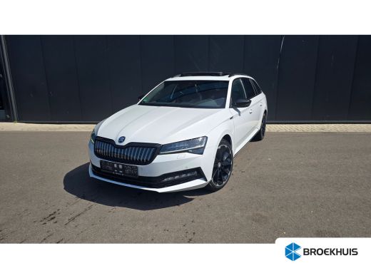 Skoda Superb Combi 1.4 TSI iV 218pk Sportline Business | Panoramadak | Trekhaak | 360 Camera | Stoelen Elektri...