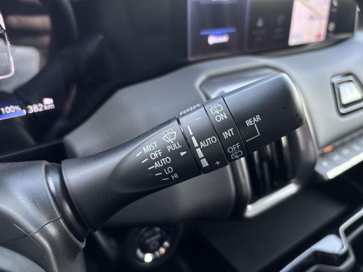 Suzuki e Vitara Select 61 kWh |100% ELEKTRISCH | Climate Control | Navigatiesysteem | Apple CarPlay & Android Aut... ActivLease financial lease