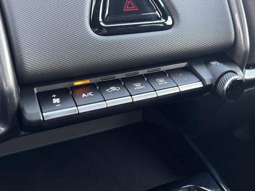 Suzuki e Vitara Select 61 kWh |100% ELEKTRISCH | Climate Control | Navigatiesysteem | Apple CarPlay & Android Aut... ActivLease financial lease