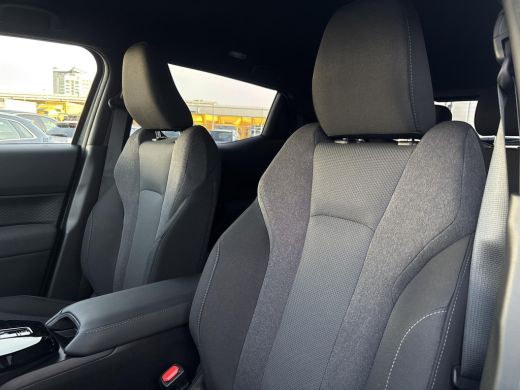 Suzuki e Vitara Select 61 kWh |100% ELEKTRISCH | Climate Control | Navigatiesysteem | Apple CarPlay & Android Aut... ActivLease financial lease