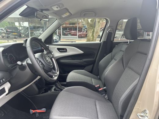 Suzuki Swift 1.2 Select Smart Hybrid ActivLease financial lease
