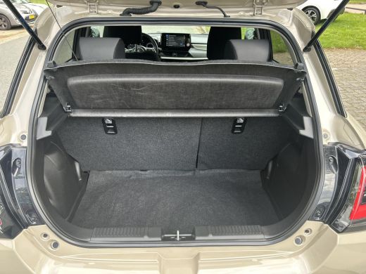 Suzuki Swift 1.2 Select Smart Hybrid ActivLease financial lease