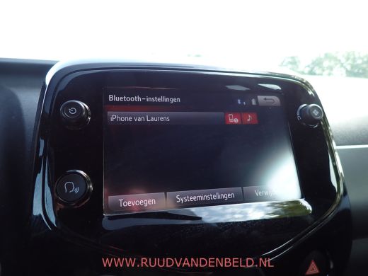 Toyota Aygo 1.0 VVT-i X-CITE TWO-TONE / CRUISE / CARPLAY / CAMERA / AIRCO / ActivLease financial lease