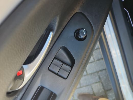 Toyota Aygo Hybrid 115 envy ActivLease financial lease