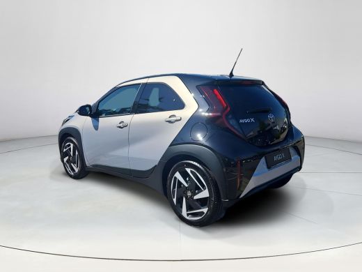 Toyota Aygo Hybrid 115 envy ActivLease financial lease