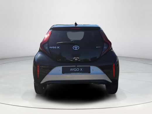 Toyota Aygo Hybrid 115 envy ActivLease financial lease