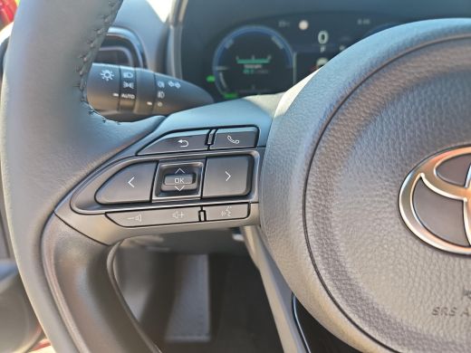 Toyota Yaris 1.5 Hybrid 130 Executive MY25 ActivLease financial lease