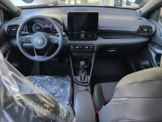 Toyota Yaris 1.5 Hybrid 130 Executive | Actie Auto | Parkeersensoren voor en achter | Apple Carplay | Android ... ActivLease financial lease