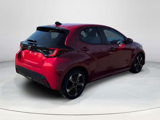 Toyota Yaris 1.5 Hybrid 130 Executive | Actie Auto | Parkeersensoren voor en achter | Apple Carplay | Android ... ActivLease financial lease