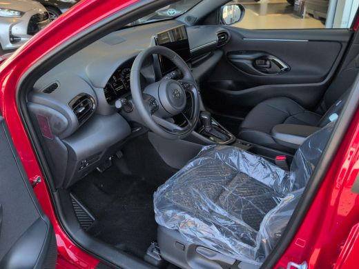 Toyota Yaris 1.5 Hybrid 130 Executive | Actie Auto | Parkeersensoren voor en achter | Apple Carplay | Android ... ActivLease financial lease