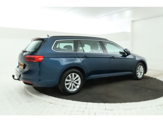 Volkswagen Passat Variant 1.6 TDI Elegance Business R Automaat, Navigatie, Apple carplay, Climate, ActivLease financial lease